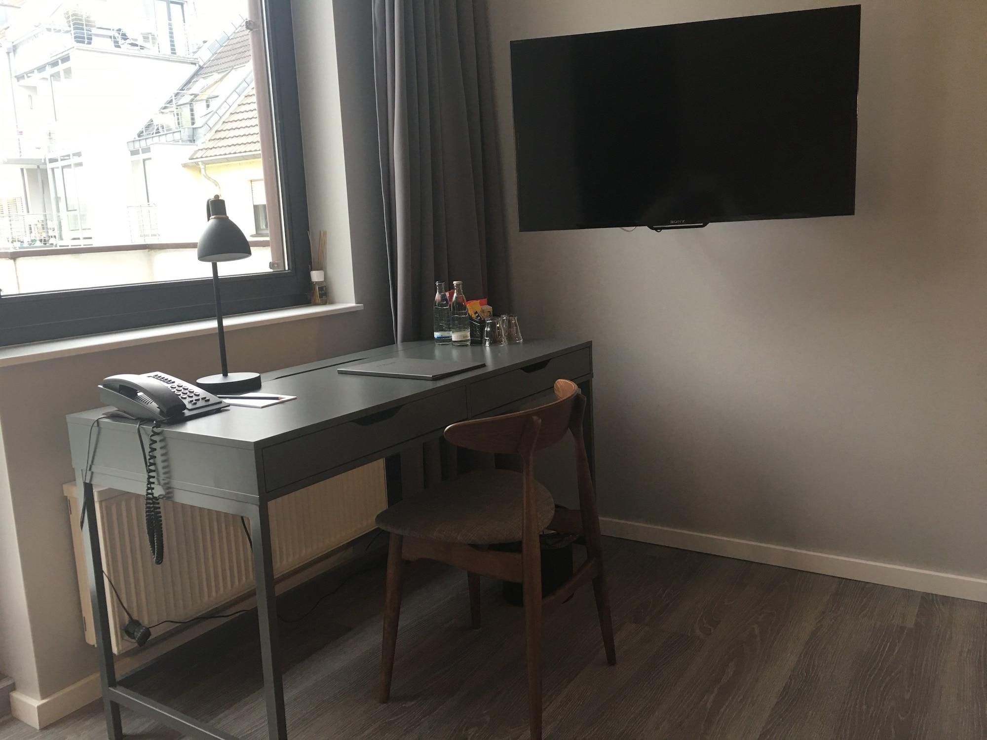 Hotel Rugs Kolonia
