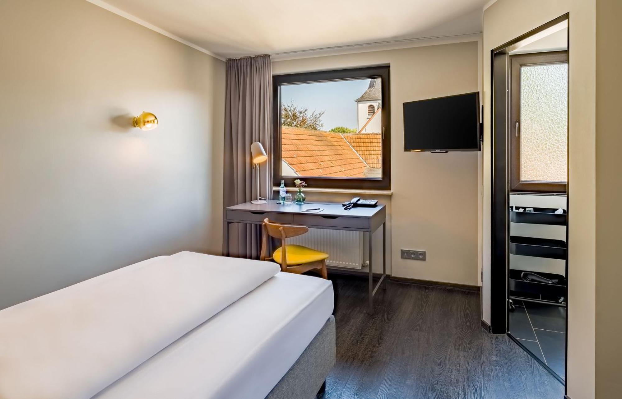 Rugs 4* Kolonia